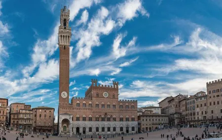 From Florence: Tour to Siena and San Gimignano by Minivan