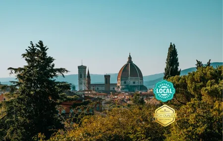 Hiking Florence Tuscany hills with lunch & wine