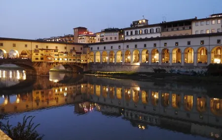 Exclusive Uffizi and Vasari Corridor 3-Hour Tour in Florence