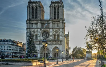 Latin Quarter, Paris Walking Tour with Audioguide