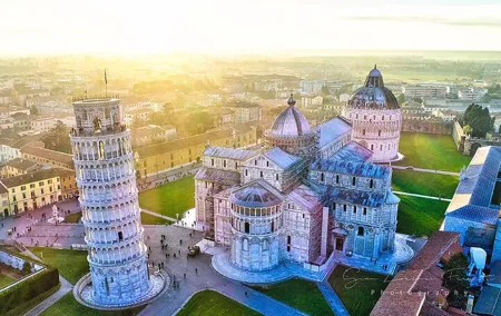 Pisa Afternoon Tour from Florence + Skip-the-Line Access