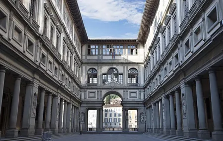 Florence: Uffizi Gallery Small Group Tour with Skip-the-Line
