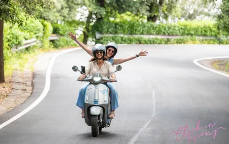 Panoramic Florence private tour on Vespa with personal photographer