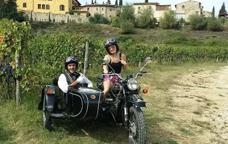 Sidecar tour in Florence and Chianti with wine tasting and lunch
