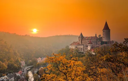 Private tour to Krivoklat, incl. admission, transfers, and train