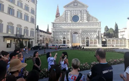 Experience Florence’s Art and Architecture on a Walking Tour