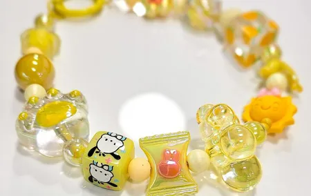 Manufacturing of Personalized Phone Clips or Bags in Paris