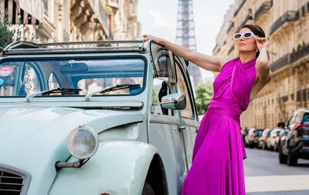 Classic Tour of Paris in 2CV CITROEN