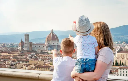 Family Tour of Florence’s Old Town and da Vinci Museum