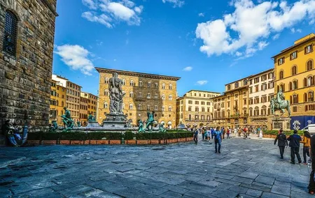 Private 2-Hour Walking Tour of Accademia Gallery in Florence