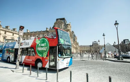 Paris Hop-On Hop-Off Bus & Seine River Cruise