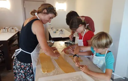 Cooking lesson in Chianti with visit of San Gimignano
