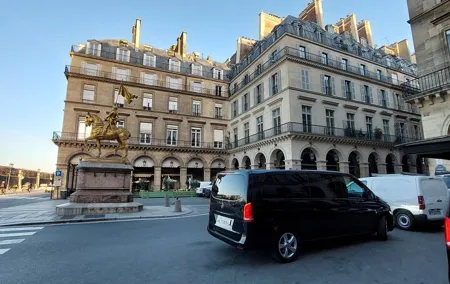 Private Transfer inside PARIS (Hotel / AirBnB / Train Station)