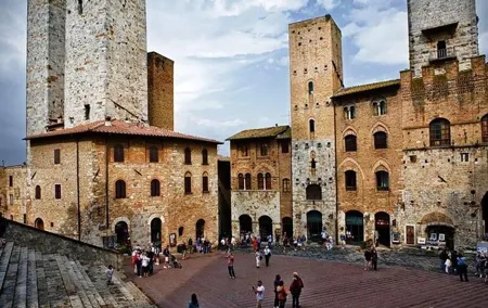 Siena San Gimignano with Lunch&WineTasting Fullday from Florence