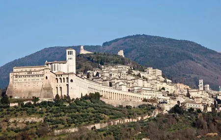 Assisi with Gourmet Lunch&Wine Fullday from Florence