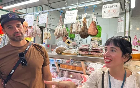 Florence: San Lorenzo Farmers Market Food Tour with Wine Tasting in 4 hours