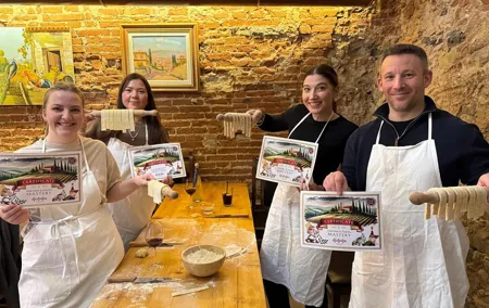 2 Hours Pasta Making Class in Florence with Certified Chef