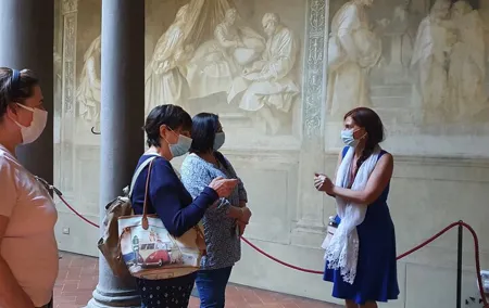 Breakfast in Italian Style and Visit to the Chiostro dello Scalzo