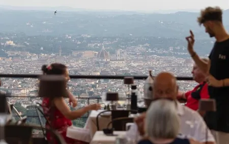 The Panoramic Hills of Florence Tour with Food and Wine