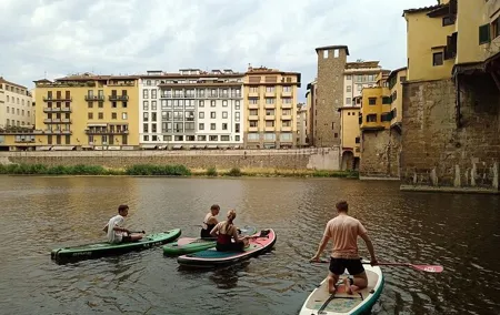 One-oar Surfing on the Arno River from Florence