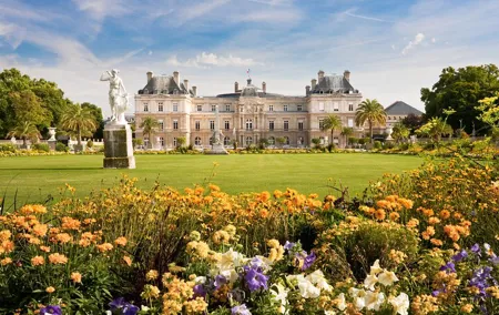 Latin Quarter Guided Tour with Panthéon Entry