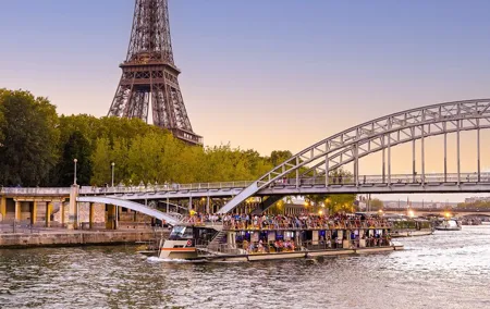 Seine River Cruise flexible ticket with Audio in Paris - 1 Hour