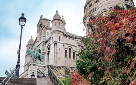Exclusive Walking Tour In Montmartre With Local Guide