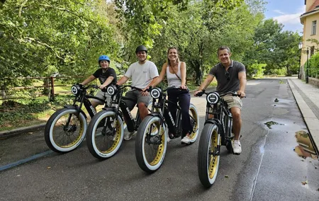 Prague on Stylish Retro styled E-Bike - Viewpoints & Sightseeing