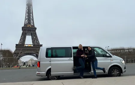 Hop On: Paris City Highlights Tour in a comfortable Minivan