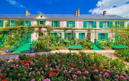 Full Day Giverny Monet's Gardens & Palace of Versailles