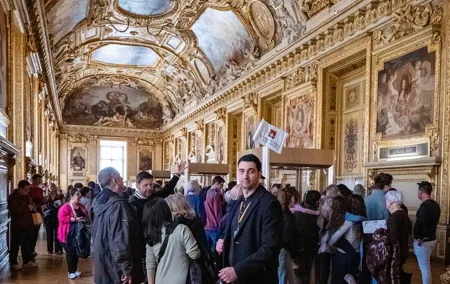 The Louvre Unlocked Tour to the Mona Lisa