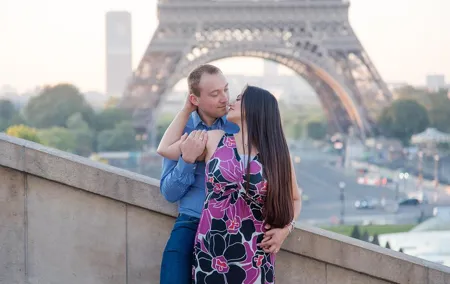Parisian Life Style Private Photo Shoot at Eiffel Tower