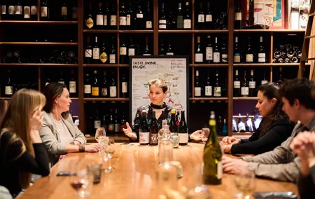 Paris 6 Grand Cru Wine Tastings with a Professional Sommelier