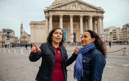 Private Tour: Secrets of Notre Dame & Latin Quarter with a Local