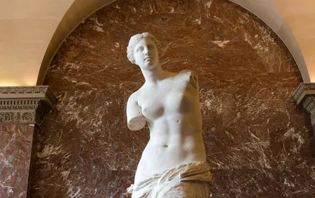 Louvre Essential Private tour