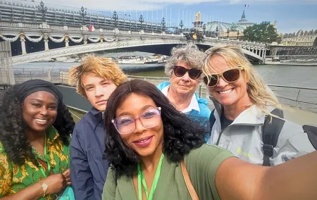 Paris Half Day Tour & Cruise, Private Guide & Louvre Tickets