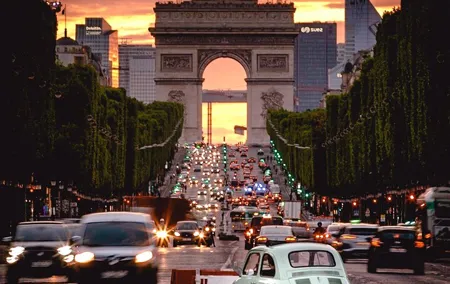 Paris City tour & Transfer CDG