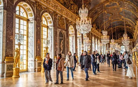 Private Versailles Palace and Gardens Guided Tour from Paris