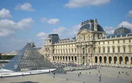 Paris 3-hour Private Tour including Seine River Cruise