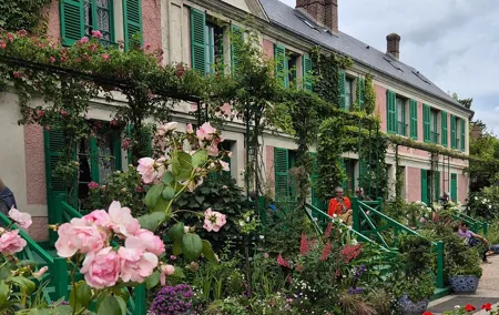 Private Tour in Giverny with Transport from Paris
