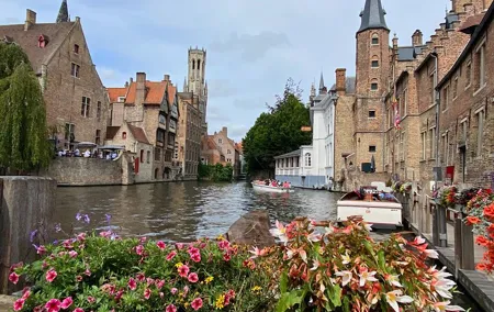 Private Bruges Full-day trip by Mercedes from Paris