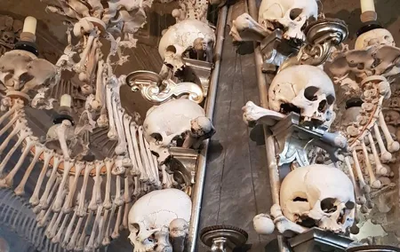Kutná Hora and Bone church - private tour with PERSONAL PRAGUE GUIDE