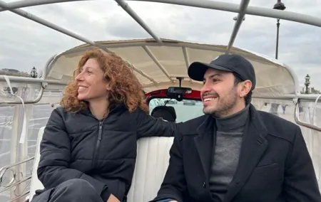 Private Highlights of Paris Tuk-Tuk Experience