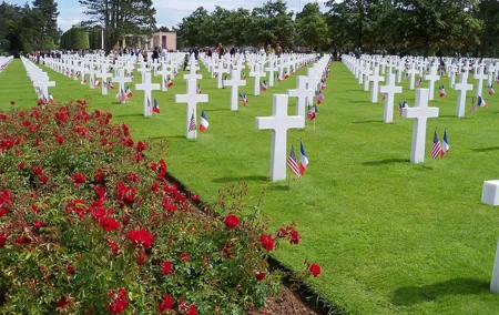 MONT-ST-MICHEL and NORMANDY D-DAY: combined day-trip from PARIS