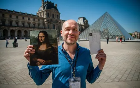 Private Louvre Museum Tour by Alberto Local Guide and his team in Paris