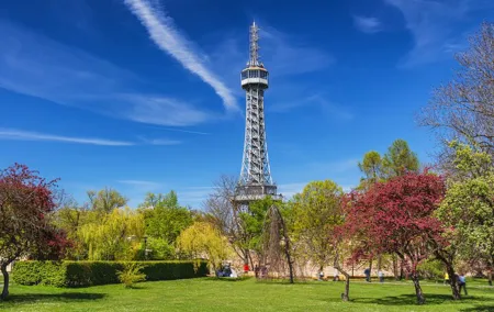 Skip-the-line Petrin Tower Prague Private Tour with Tickets