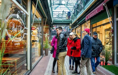 Paris Iconic Saint Ouen Flea Market Small Group Walking Tour