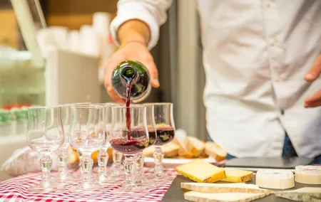 Montmartre French Bistrot Style Food & Wine Tasting Tour