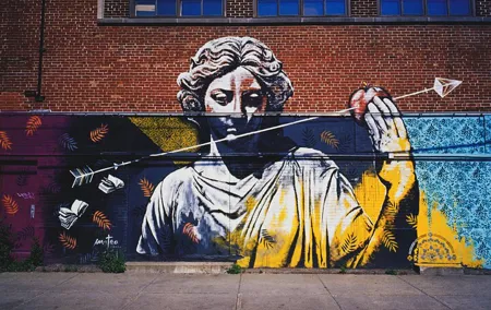 Private Street Art Tour in Paris with Local Expert