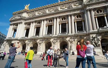 Paris City Private Minibus Tour with Seine River Cruise
